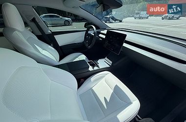 Седан Tesla Model 3 2025 в Харькове