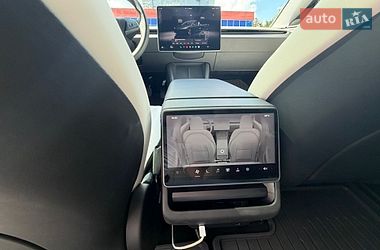 Седан Tesla Model 3 2025 в Харькове