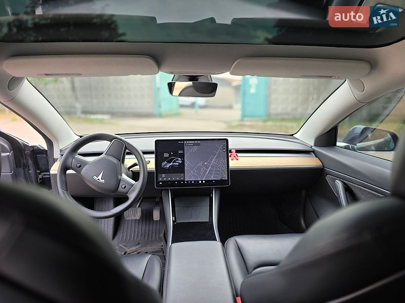 Седан Tesla Model 3 2020 в Києві фото 16 Седан Tesla Model 3 2020 в Києві