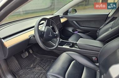 Седан Tesla Model 3 2020 в Києві фото 12 Седан Tesla Model 3 2020 в Києві