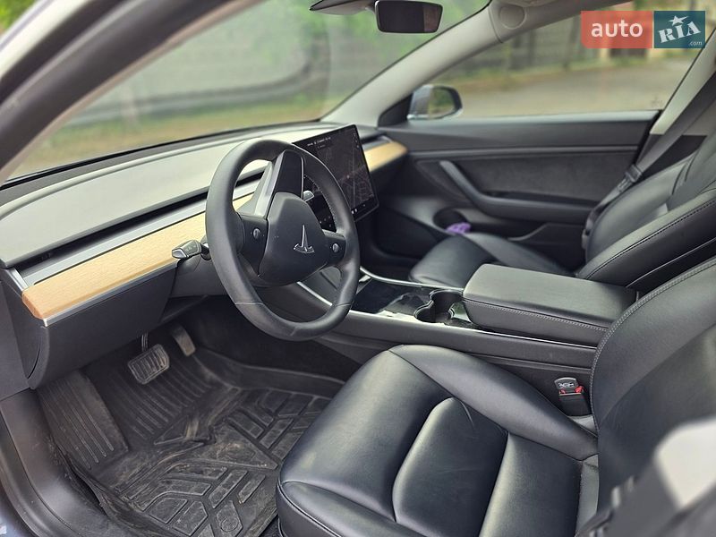 Седан Tesla Model 3 2020 в Києві фото 12 Седан Tesla Model 3 2020 в Києві
