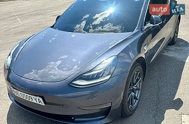 Tesla Model 3 2018