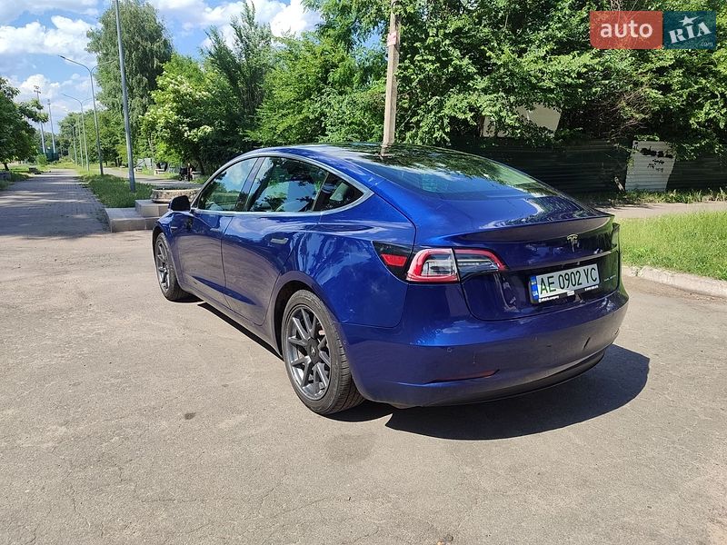 Седан Tesla Model 3 2019 в Кам'янському фото 8 Седан Tesla Model 3 2019 в Кам'янському