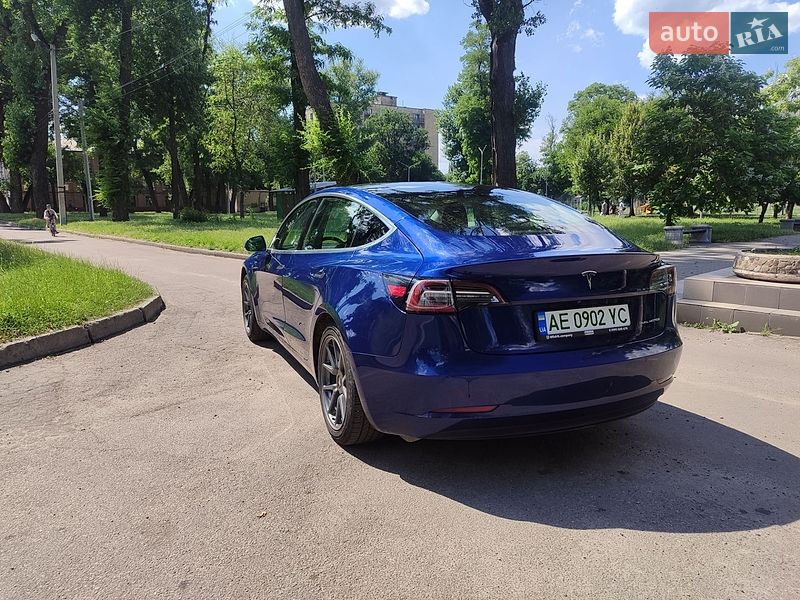 Седан Tesla Model 3 2019 в Кам'янському фото 4 Седан Tesla Model 3 2019 в Кам'янському