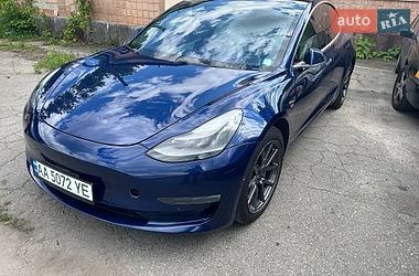 Tesla Model 3 2019