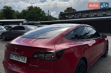 Седан Tesla Model 3 2019 в Нововолынске