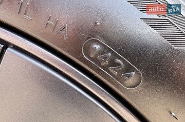Седан Tesla Model 3 2024 в Гайсине