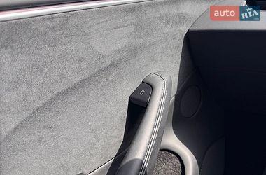Седан Tesla Model 3 2024 в Гайсине