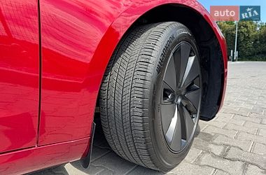 Седан Tesla Model 3 2024 в Гайсине