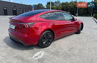 Седан Tesla Model 3 2024 в Гайсине