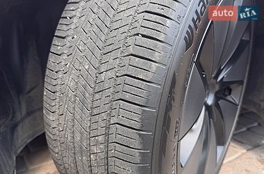 Седан Tesla Model 3 2024 в Гайсине