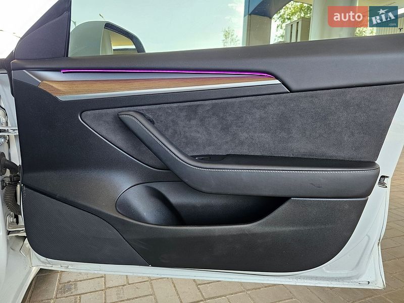 Седан Tesla Model 3 2021 в Кривом Роге фото 4 Седан Tesla Model 3 2021 в Кривом Роге