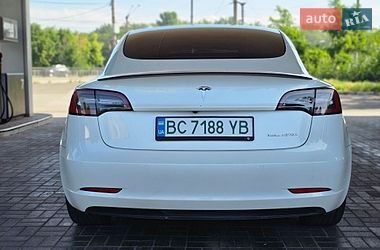 Седан Tesla Model 3 2021 в Кривом Роге фото 14 Седан Tesla Model 3 2021 в Кривом Роге