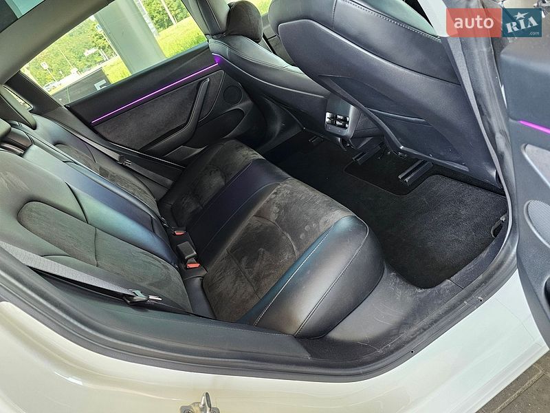 Седан Tesla Model 3 2021 в Кривом Роге фото 21 Седан Tesla Model 3 2021 в Кривом Роге
