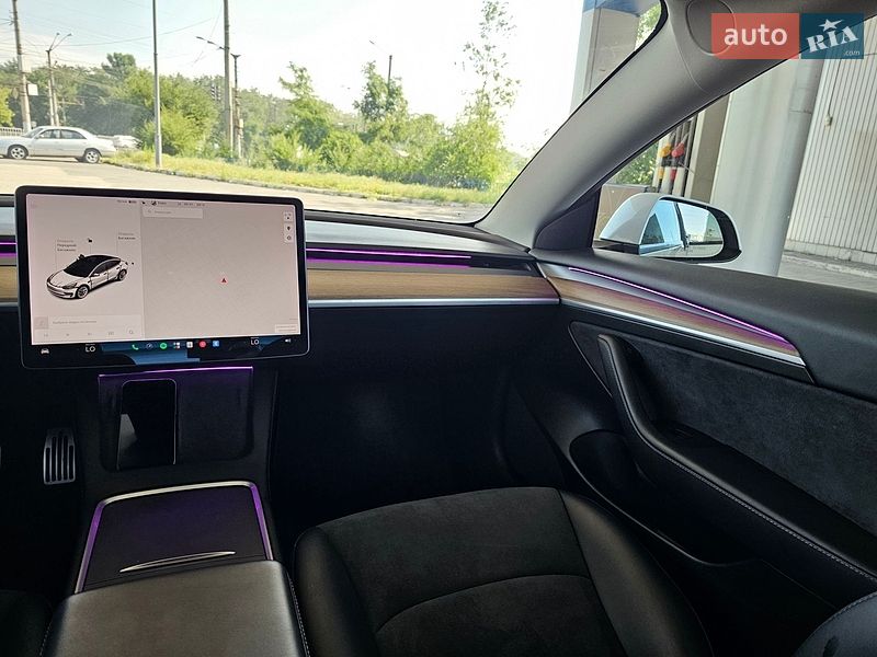 Седан Tesla Model 3 2021 в Кривом Роге фото 24 Седан Tesla Model 3 2021 в Кривом Роге