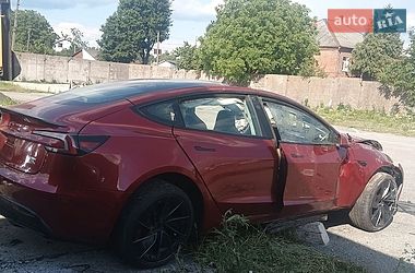 Седан Tesla Model 3 2024 в Хмельницком