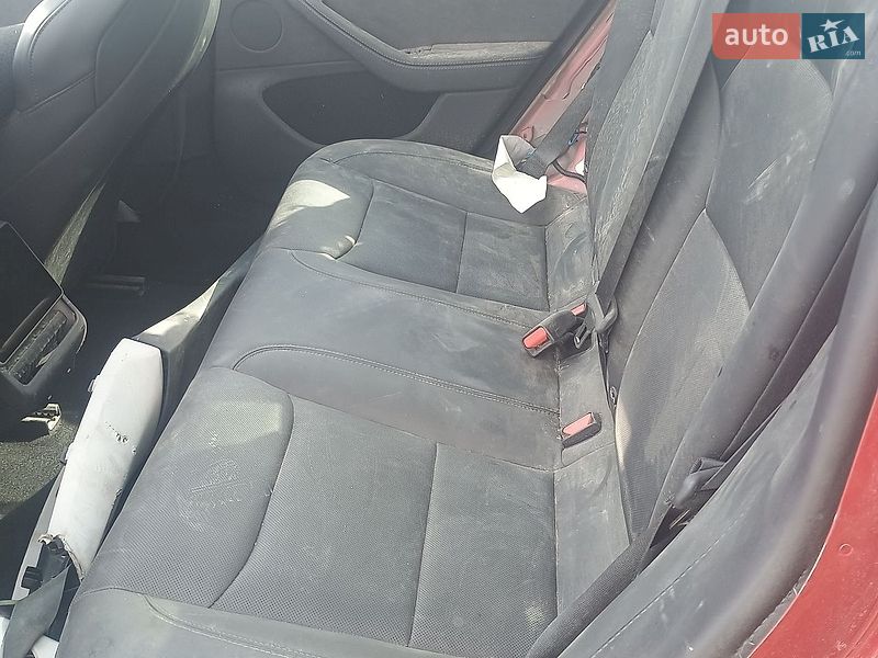 Седан Tesla Model 3 2024 в Хмельницком