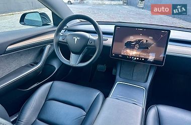 Седан Tesla Model 3 2022 в Житомирі