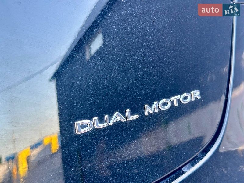 Седан Tesla Model 3 2022 в Житомирі