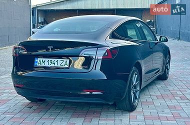 Седан Tesla Model 3 2022 в Житомирі