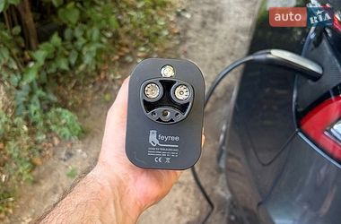 Седан Tesla Model 3 2022 в Виннице