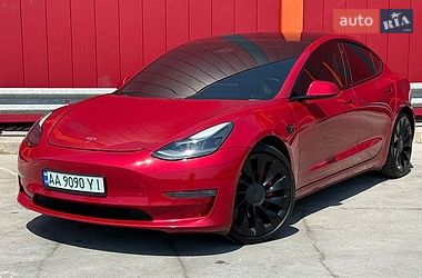 Tesla Model 3  2021