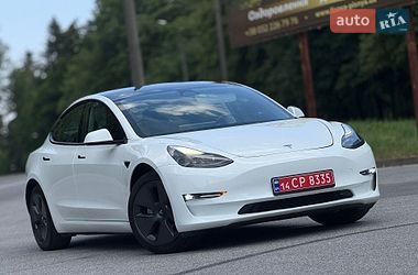 Tesla Model 3  2023