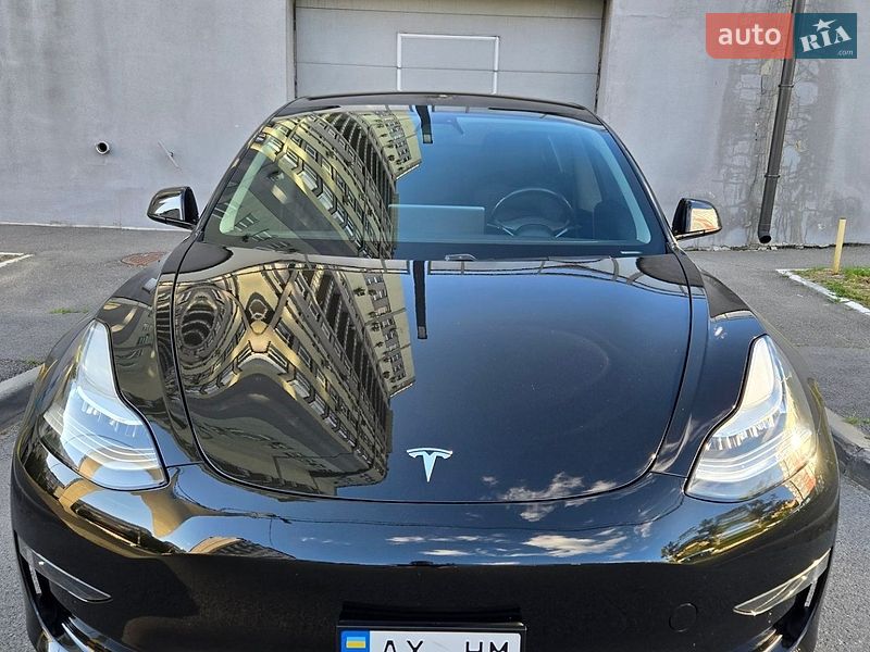 Tesla Model 3 2019 Tesla Model 3 2019
