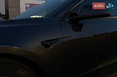 Седан Tesla Model 3 2024 в Дніпрі