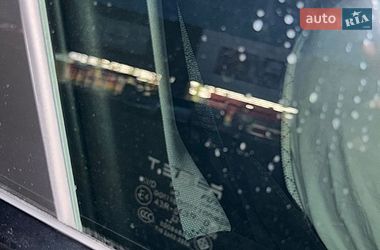 Седан Tesla Model 3 2024 в Дніпрі