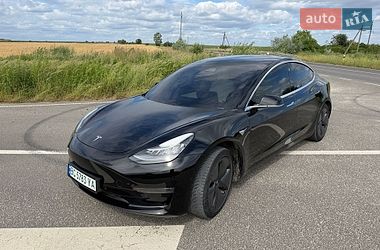 Tesla Model 3  2020