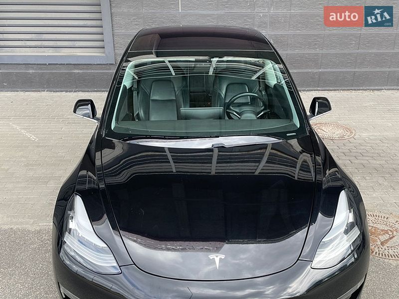 Tesla Model 3 2017