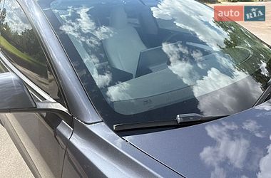 Седан Tesla Model 3 2023 в Киеве
