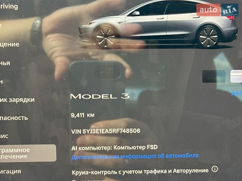 Седан Tesla Model 3 2024 в Львове