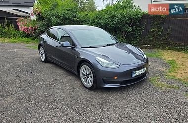 Седан Tesla Model 3 2022 в Львові