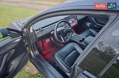 Седан Tesla Model 3 2022 в Львові