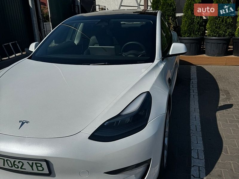 Седан Tesla Model 3 2023 в Одесі фото 5 Седан Tesla Model 3 2023 в Одесі