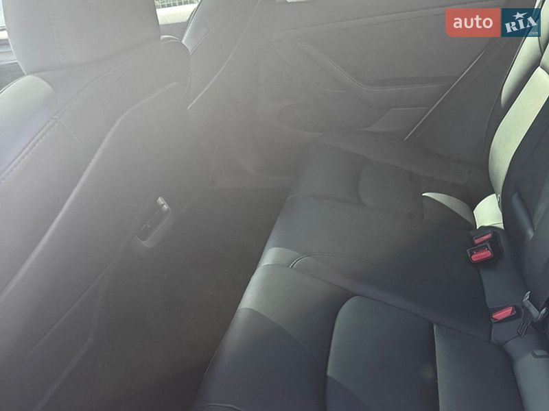 Седан Tesla Model 3 2023 в Одесі фото 23 Седан Tesla Model 3 2023 в Одесі