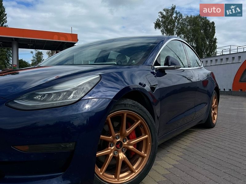 Седан Tesla Model 3 2018 в Виннице фото 12 Седан Tesla Model 3 2018 в Виннице