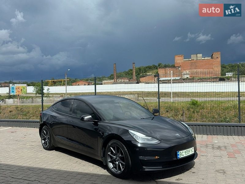 Седан Tesla Model 3 2019 в Львові фото Седан Tesla Model 3 2019 в Львові