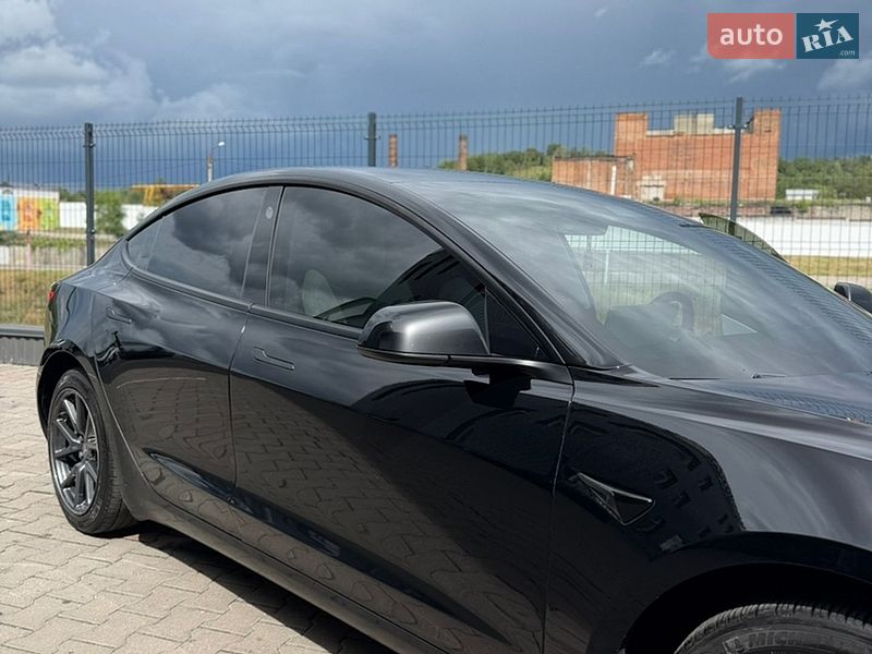 Седан Tesla Model 3 2019 в Львові фото 6 Седан Tesla Model 3 2019 в Львові
