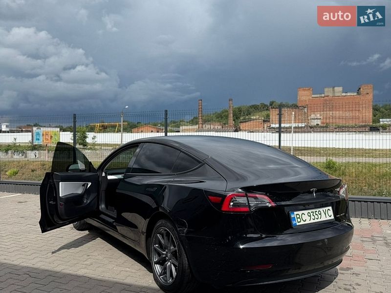 Седан Tesla Model 3 2019 в Львові фото 9 Седан Tesla Model 3 2019 в Львові