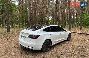 Седан Tesla Model 3 2019 в Кам'янському