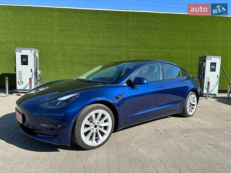 Седан Tesla Model 3 2022 в Києві фото Седан Tesla Model 3 2022 в Києві