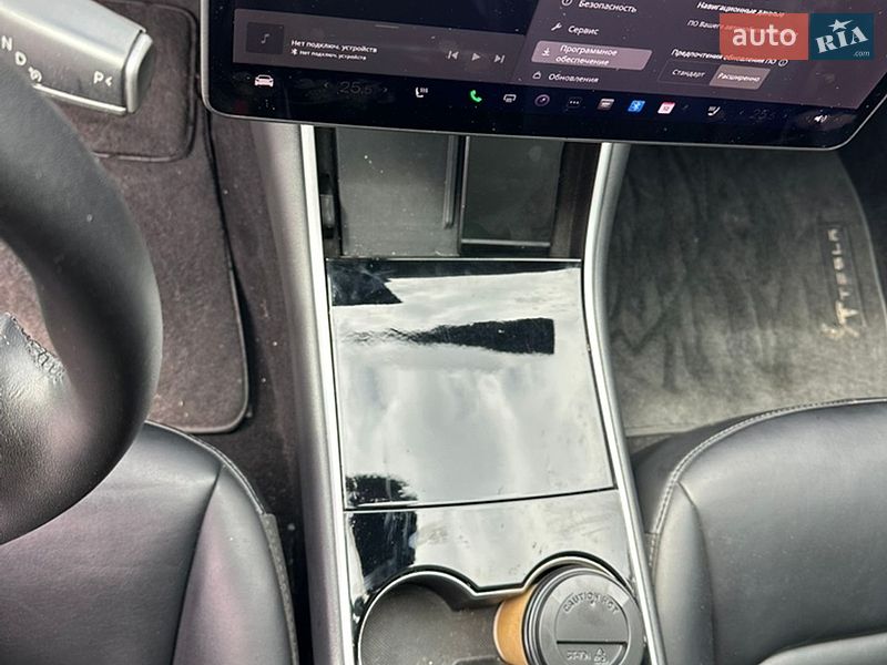 Седан Tesla Model 3 2020 в Киеве