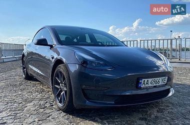 Седан Tesla Model 3 2021 в Днепре
