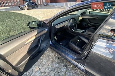 Седан Tesla Model 3 2021 в Днепре