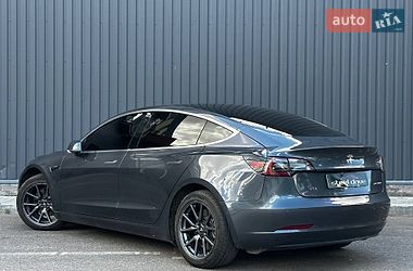 Седан Tesla Model 3 2018 в Миколаєві