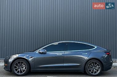 Седан Tesla Model 3 2018 в Миколаєві
