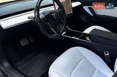 Седан Tesla Model 3 2018 в Миколаєві